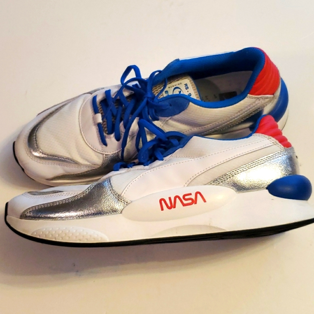 Men's puma RS - 9.8 running shoes NASA, Size 10.5 silver Gray blue-white .